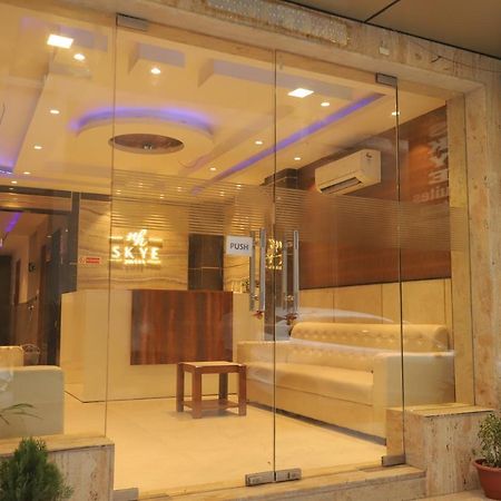 Nh Skye Suites Yeni Delhi Dış mekan fotoğraf