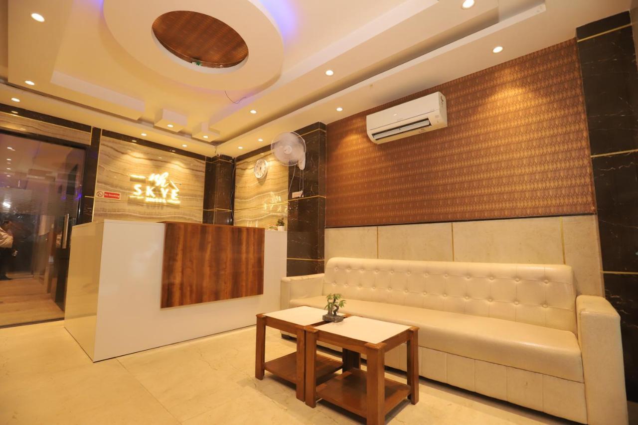 Nh Skye Suites Yeni Delhi Dış mekan fotoğraf