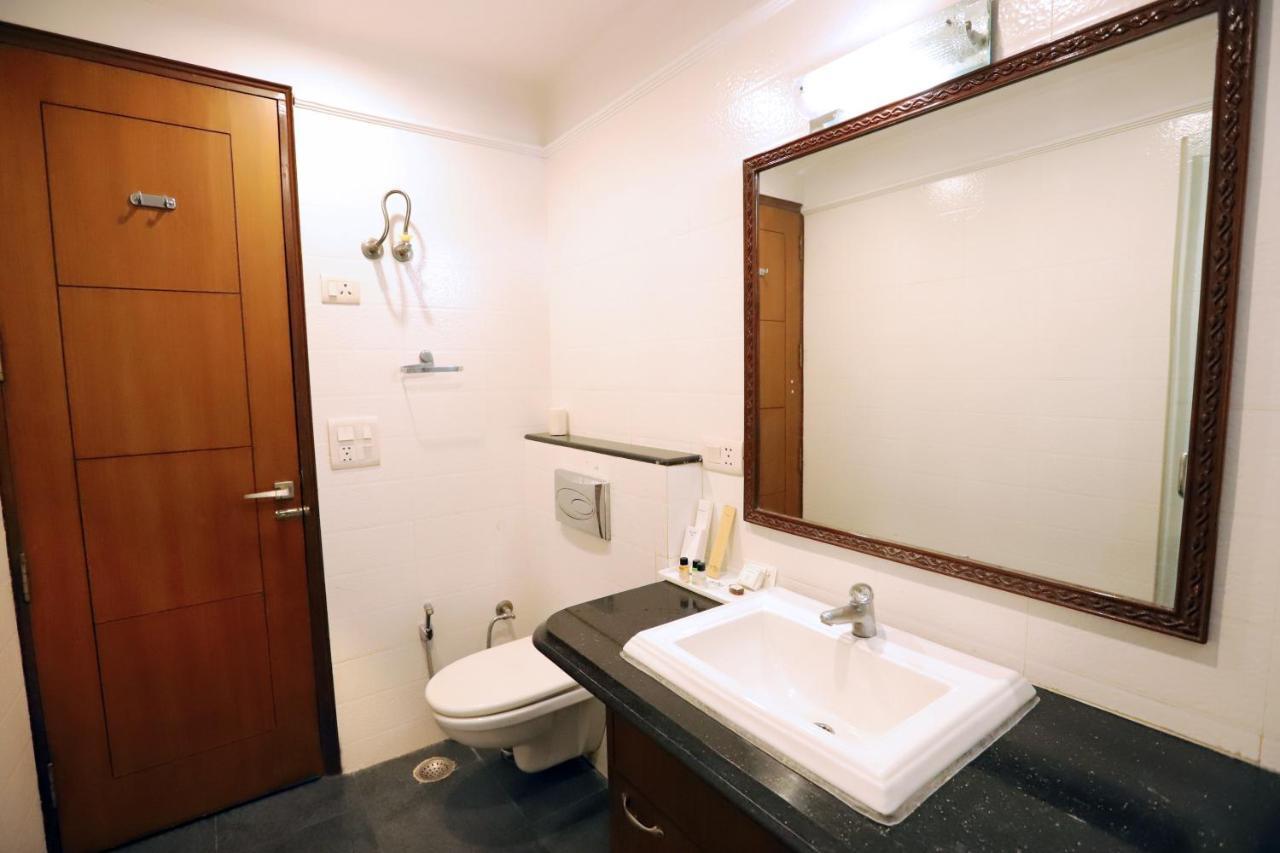 Nh Skye Suites Yeni Delhi Dış mekan fotoğraf